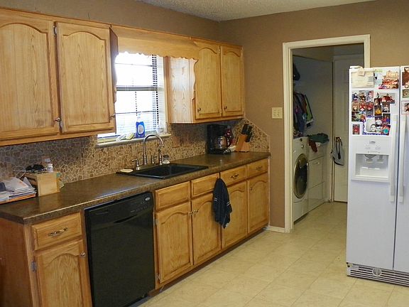 Kitchen Left View