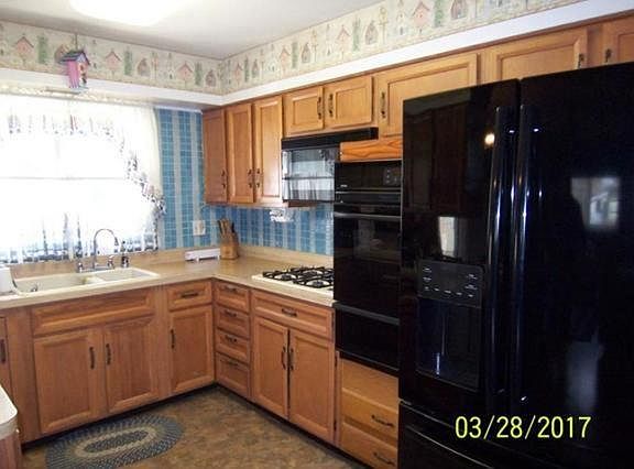 5th image of 4722 Ashley Dr