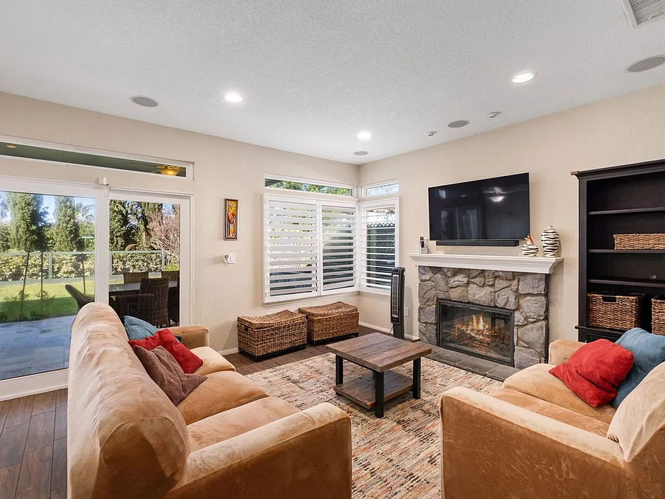 20891 Porter Ranch Rd