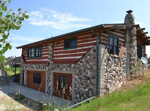 3rd image of 9180 County Road C