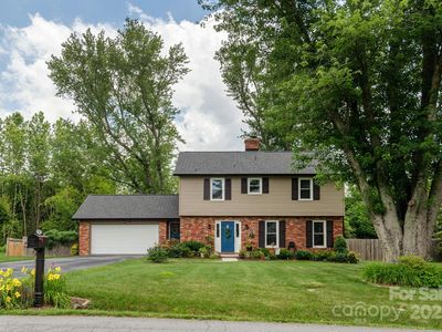 112 Underhill Rd, Hendersonville, NC, 28792