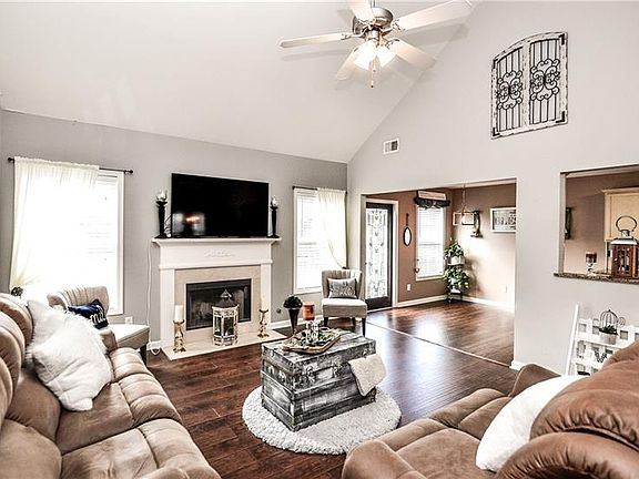 4th image of 4773 Harrod Ct