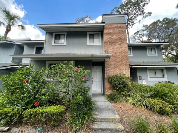710 Raymond Cir, Altamonte Springs, FL 32714