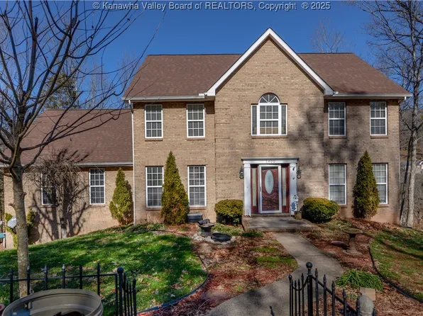 5400 Hillbrook Dr, Charleston, WV 25313