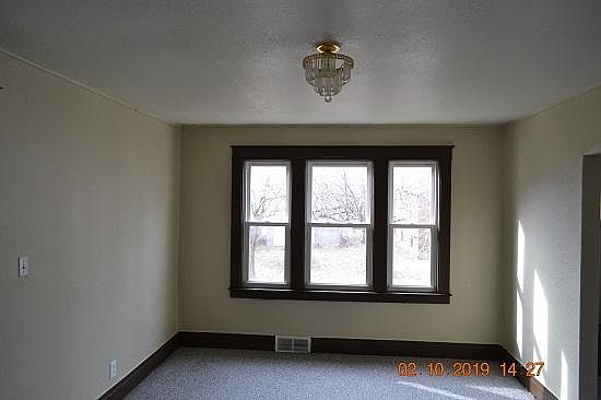 3rd image of 1313 La Salle Ave