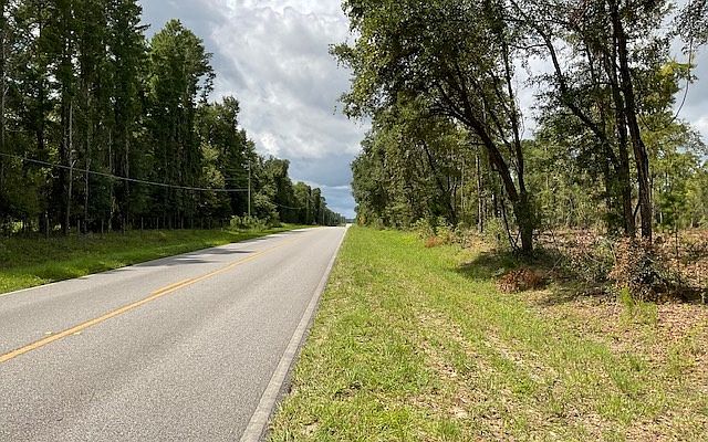 1st image of 0 SW Ichetucknee Ave #H