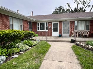 504 Mossoak Dr, Dayton, OH 45429