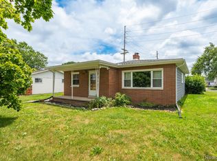 2216 Court St, Port Huron, MI 48060