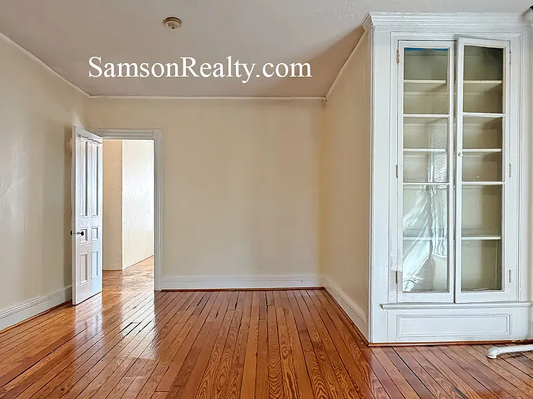 57 Vernon St #2 — Photo 4