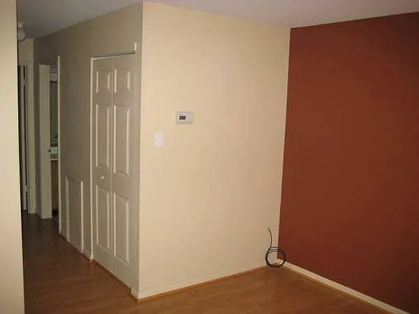 405 Ferris Ln — Photo 10