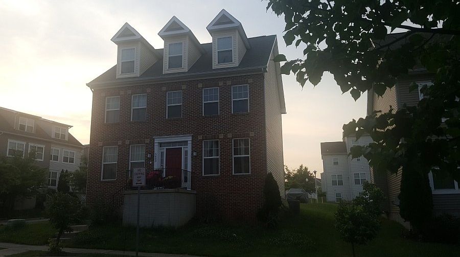 2nd image of 5400 Parkside Pl