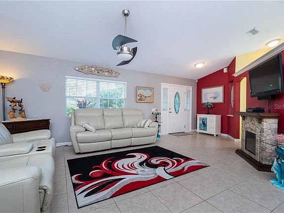 4th image of 3335 Lopinto St