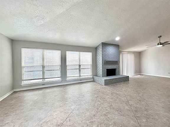 5th image of 11626 Coachfield Ln