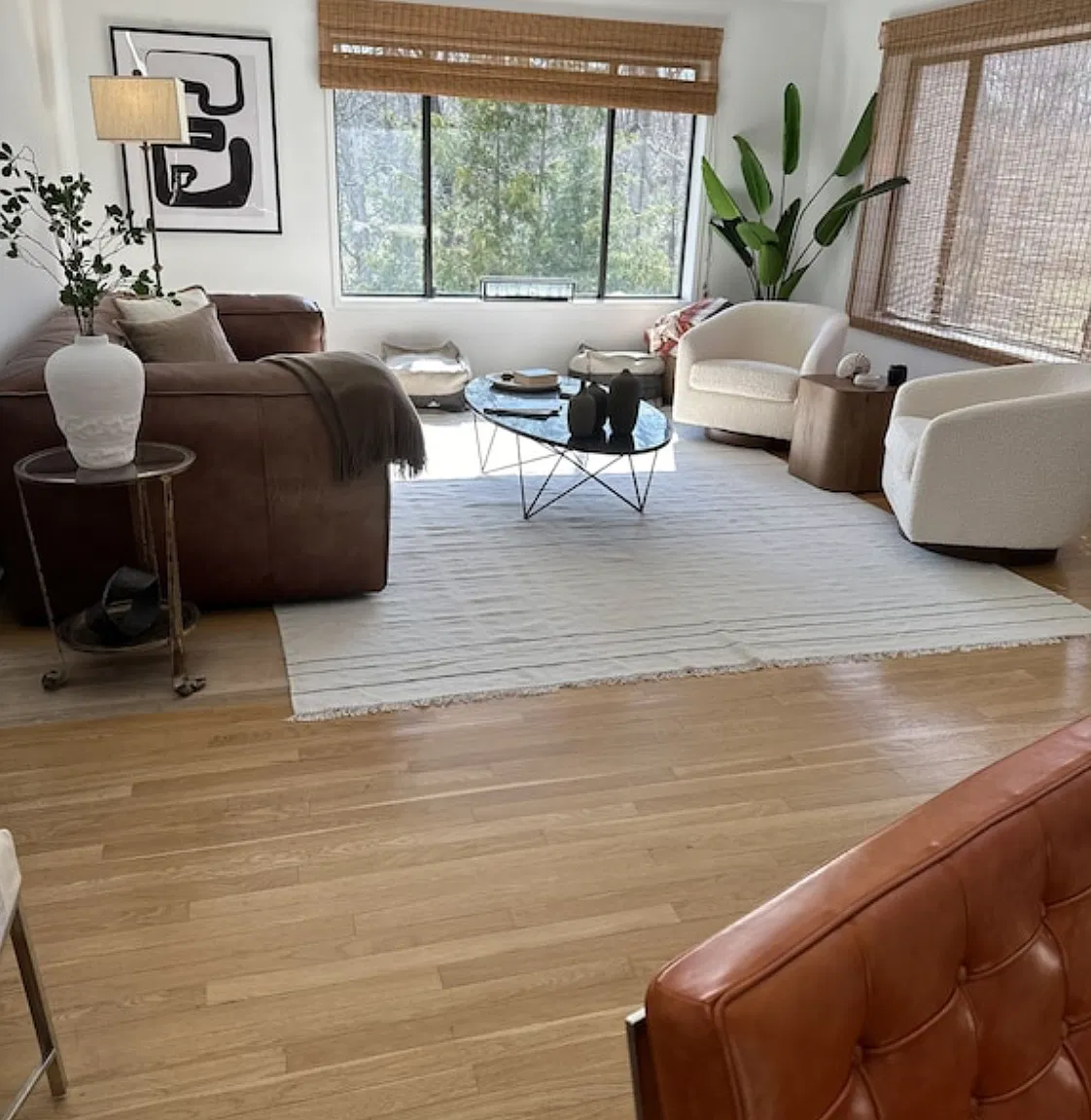 Contemporary Sag Harbor Living — Photo 4