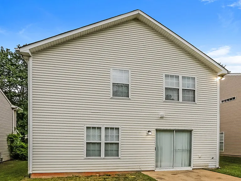 6727 Hidden Forest Dr — Photo 16