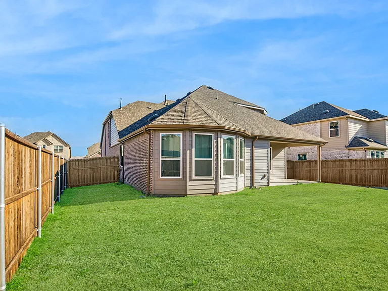 1512 Quentin Dr — Photo 35