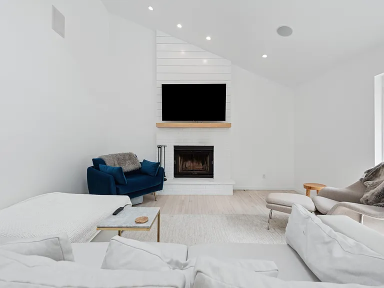 10 N Cape Ln — Photo 7