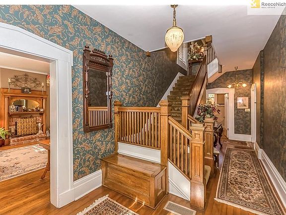 Main House - entry