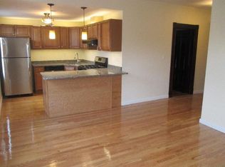 5 Smythe St #3, Brookline, MA 02445