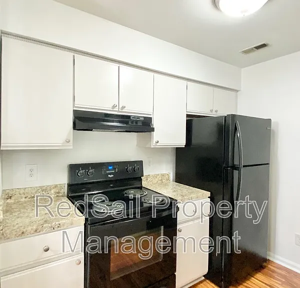568 Candle Ln #204 — Photo 9