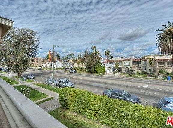 4th image of 8668 W Olympic Blvd