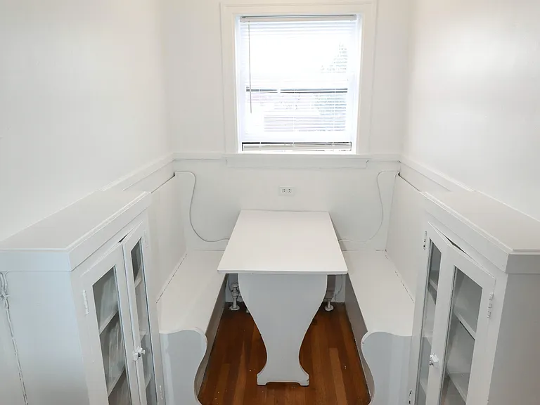 740 E Broadway #S-404 — Photo 8