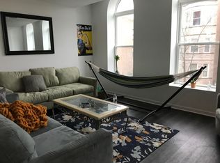 1352 W Taylor St, Chicago, IL 60607