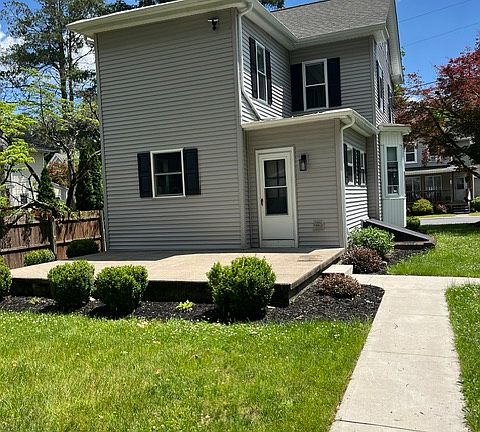 2nd image of 116 Main St