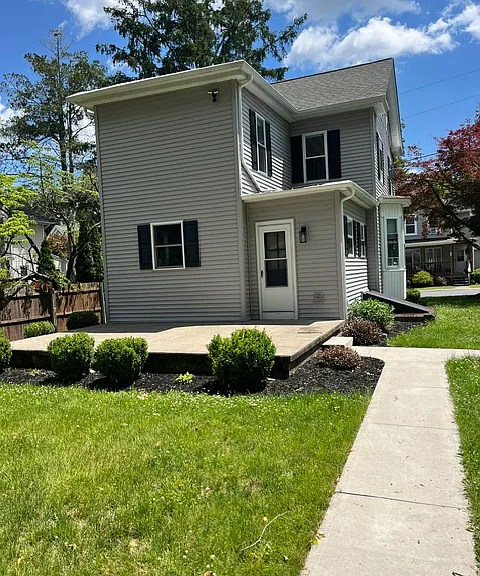 116 Main St — Photo 2