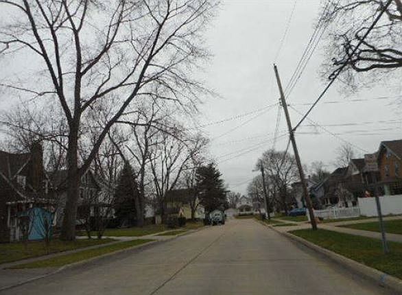 2nd image of 1646 7th St