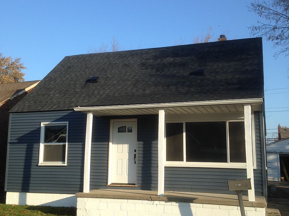 1st image of 22407 Alger St