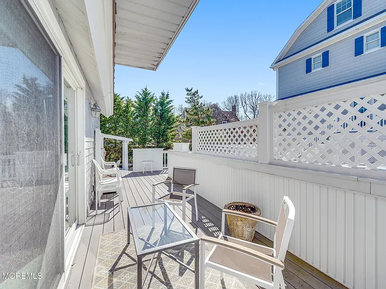 973 Ocean Ave — Photo 8