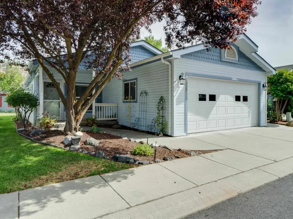 4525 S Sunny Creek Cir, Spokane, WA 99224