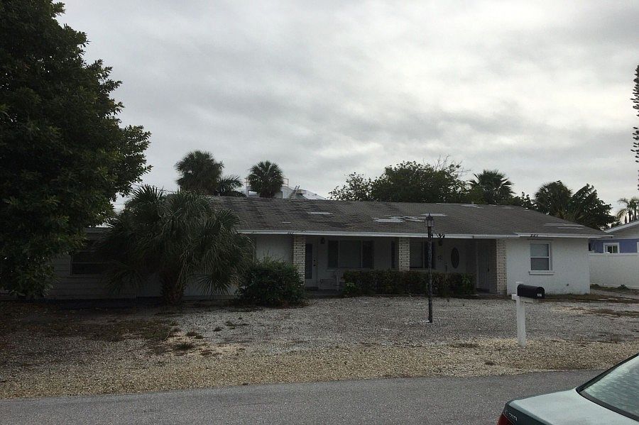 1st image of 227 S Harbor Dr
