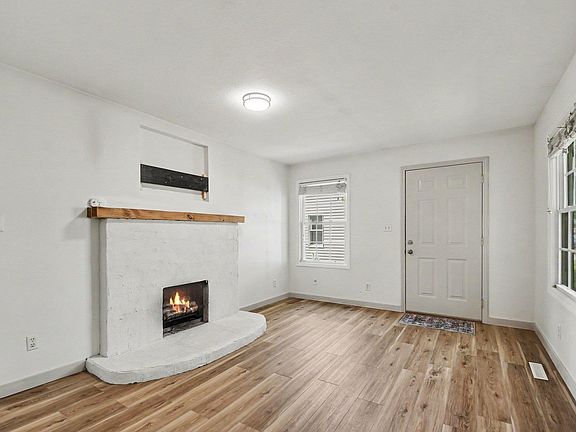 3rd image of 54345 Maple Lane Ave