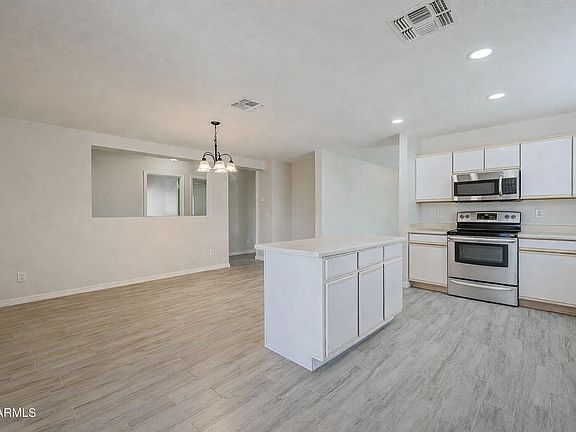 3rd image of 7990 W Caron Dr