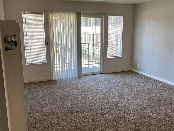 4th image of 1224 Ski Run Blvd #5