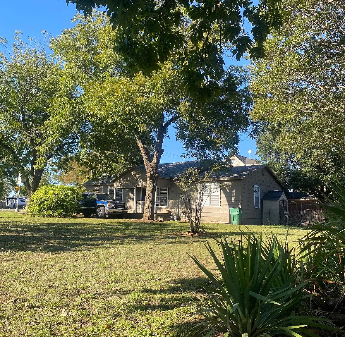 2 bed, 1068 sqft, $1,400 — Photo 2