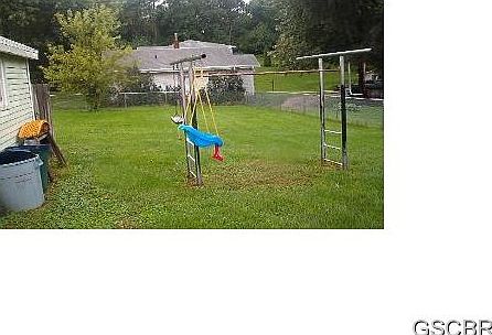 3rd image of 2622 E 10th St
