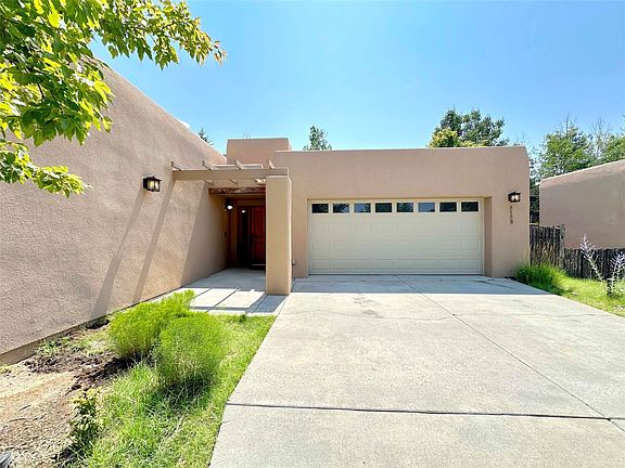 2nd image of 2123 Plazuela Vis