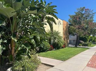 Burbank Tarzana Apartments, Tarzana, CA 91356