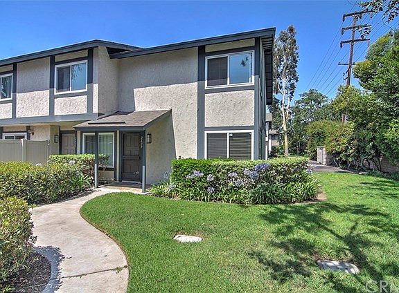 2nd image of 2639 W Northwood #83