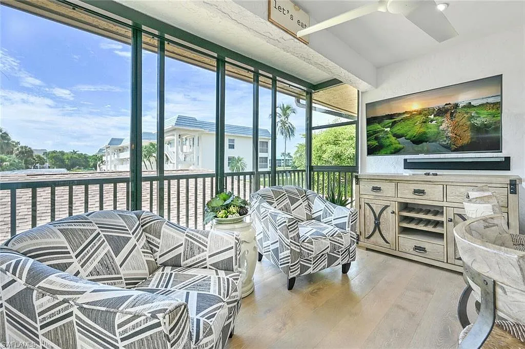2 bed, 2.0 bath, 1625 sqft, $8,000 — Photo 1