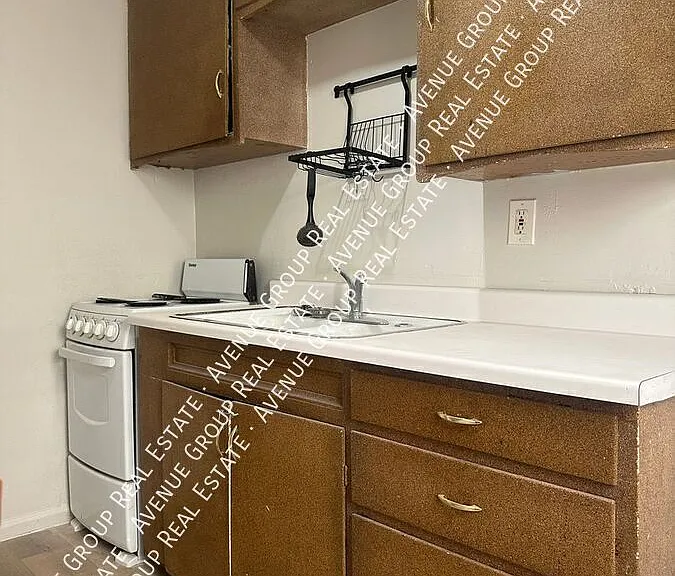 11448 Jackson Ave — Photo 3