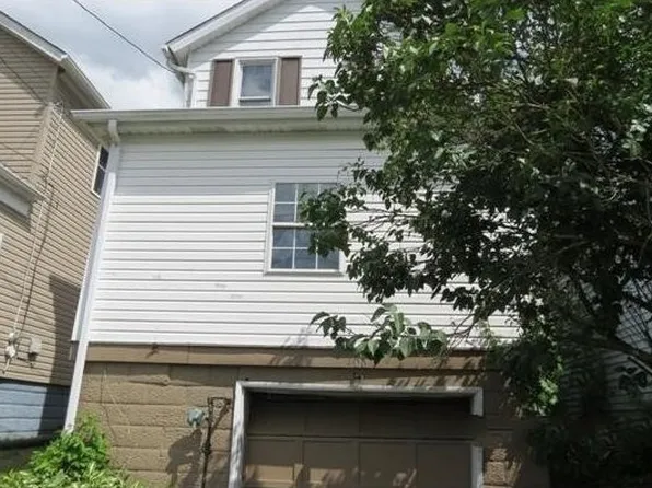 406 Cassin Ave, Newell, PA 15466