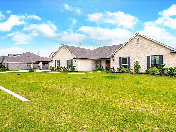 3rd image of 3602 Ballena Way
