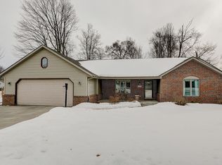 229 Hargrove Pl, West Bend, WI 53095