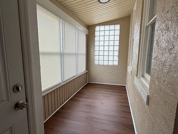 4th image of 1454 Mount Ephraim Ave