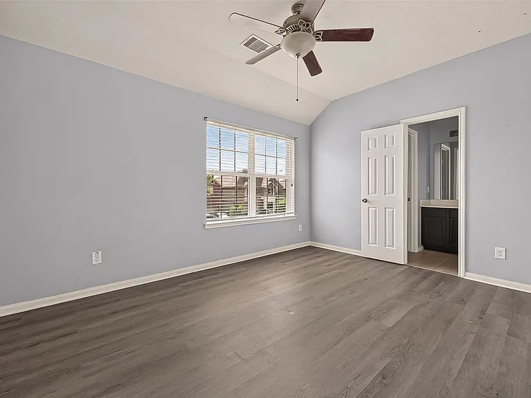 24906 Clover Ranch Dr — Photo 35
