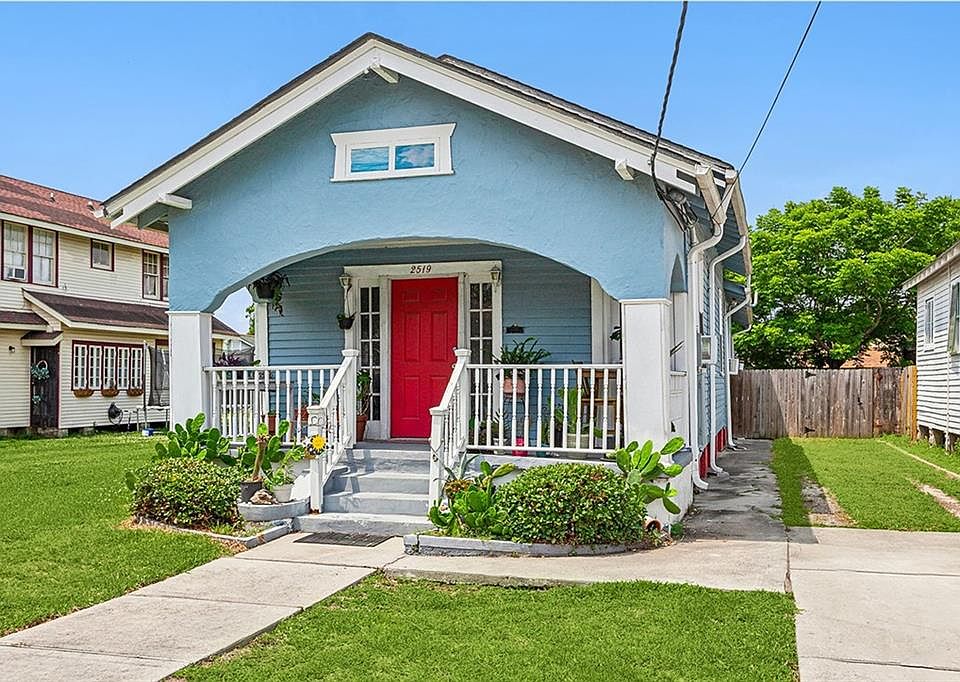 1st image of 2519 Acacia St